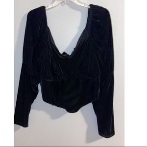 BLACK PUFF SLEEVE BELVET CORSET TOP 🖤